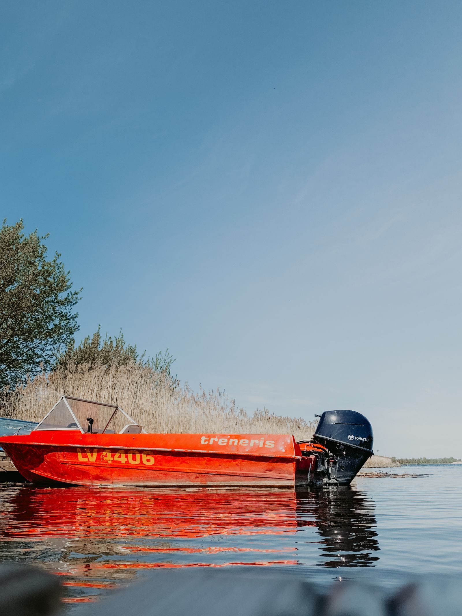 Motorboat Family 21 — przykład